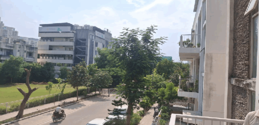 THREE BHK LUXURY FLOOR FOR SALE VATIAKA CITY GURGAON