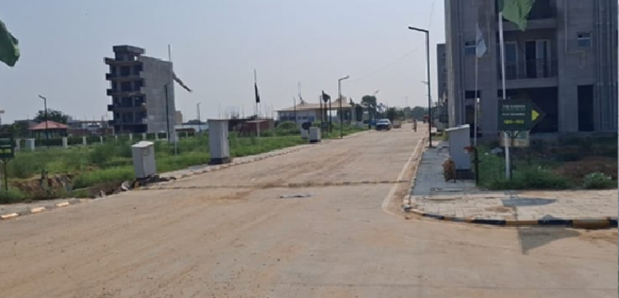 THE GOLDEN CITY | STILT + 4 PASS | PLOT FOR SALE | M 9 GURGOAN HR